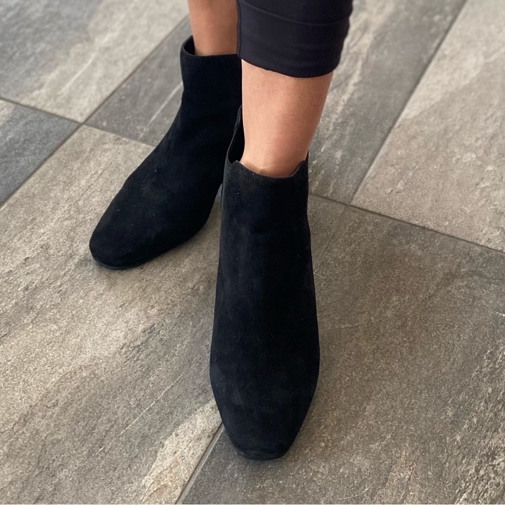 Anne Klein Gisela Chelsea Boot - Black, Size 10M, NWOT